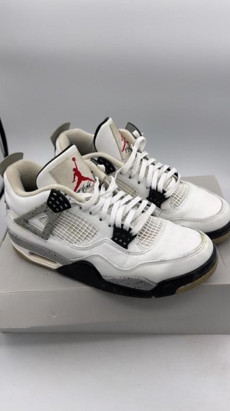 Jordan 4 White Cement (2016)