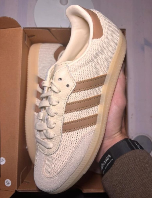 Adidas samba OG cream White cardboard taille 38 2/3