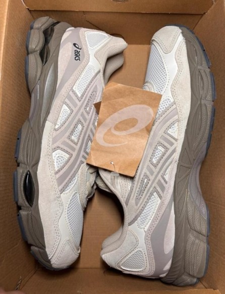Asics gel nyc cream putty taille 43,5