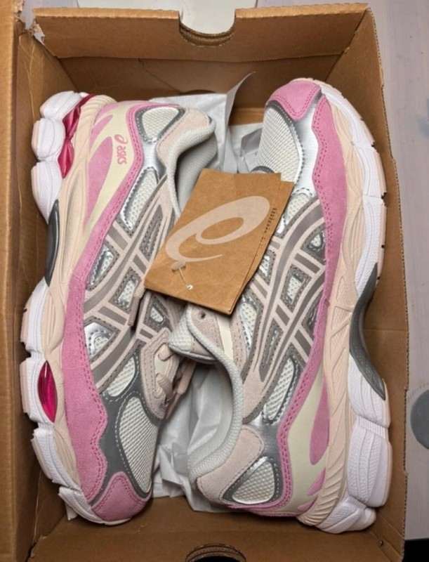 Asics gel nyc cream minéral beige taille 39,5 2