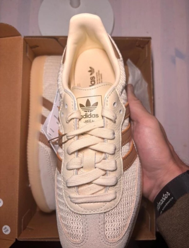Adidas samba OG cream White cardboard taille 38 2/3 2