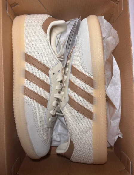 Adidas samba OG cream White cardboard taille 38 2/3