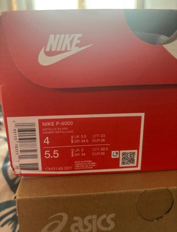 Nike P-6000 metallic silver taille 36 2