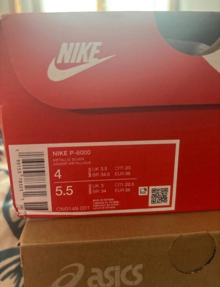 Nike P-6000 metallic silver taille 36