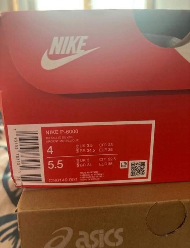 Nike P-6000 metallic silver taille 36 2
