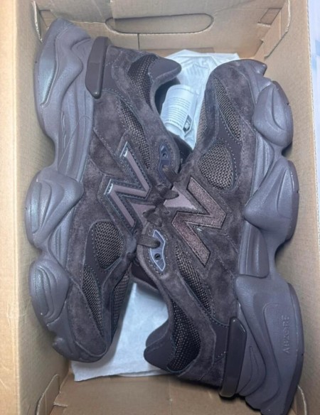 New Balance 9060 chocolat Brown taille 40,5