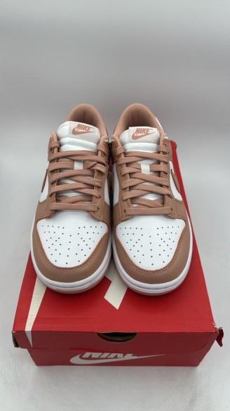 Nike Dunk Low Whisper Rose