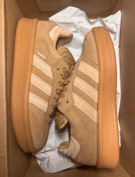Adidas samba XLG cardboard magic beige taille 36