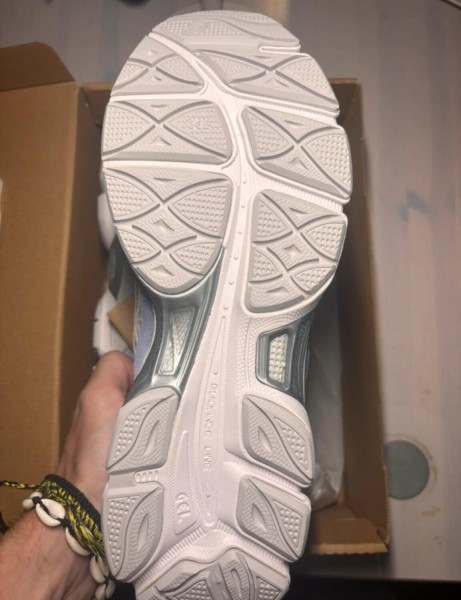 Asics gel nyc cream cloud grey blue taille 40