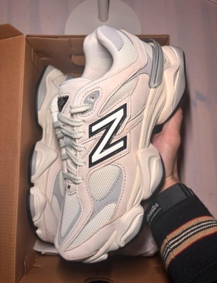 New balance 9060 sea salt rain cloud taille 40