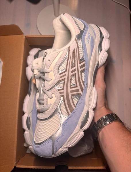 Asics gel nyc cream cloud grey blue taille 46,5