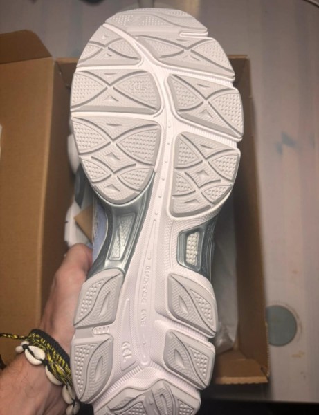 Asics gel nyc cream cloud grey blue taille 46,5
