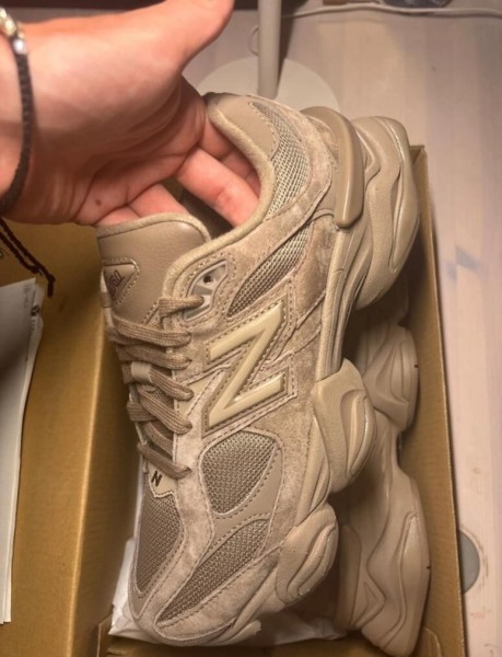 New Balance 9060 chestnut taille 40,5
