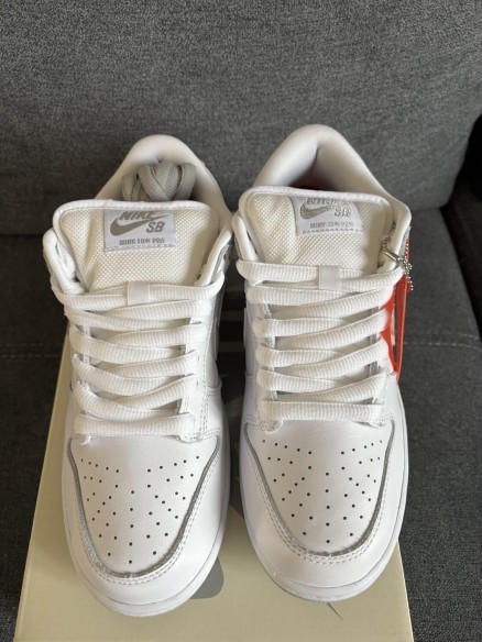 Dunk sb suprême White