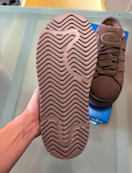 adidas campus 00s WTR Earth Strata Taille 38,5