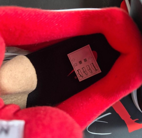 Jordan 4 "Fire Red" 2020