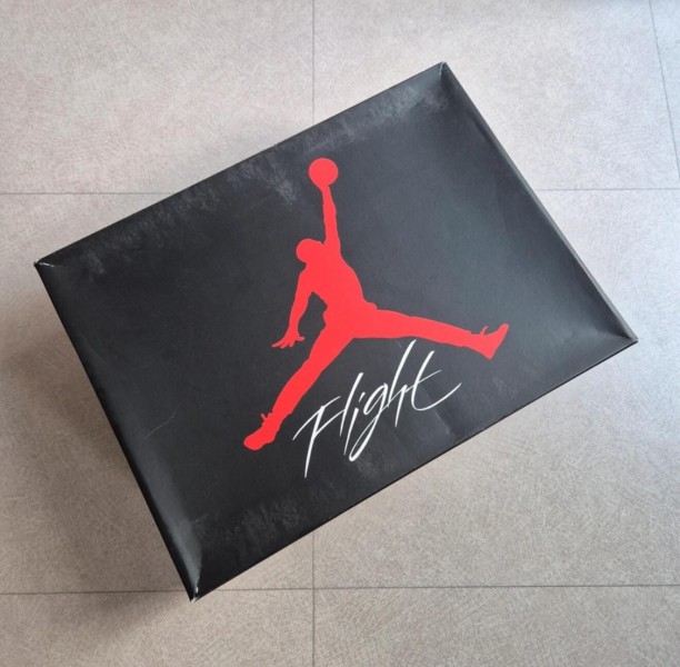 Jordan 4 "Fire Red" 2020