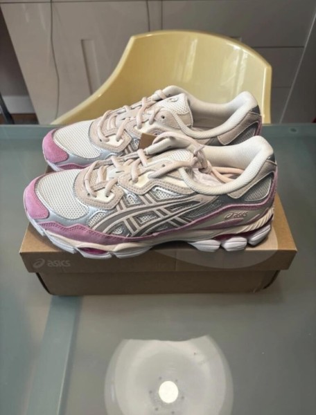Asics Gel Nyc Cream Pink Taille 41,5