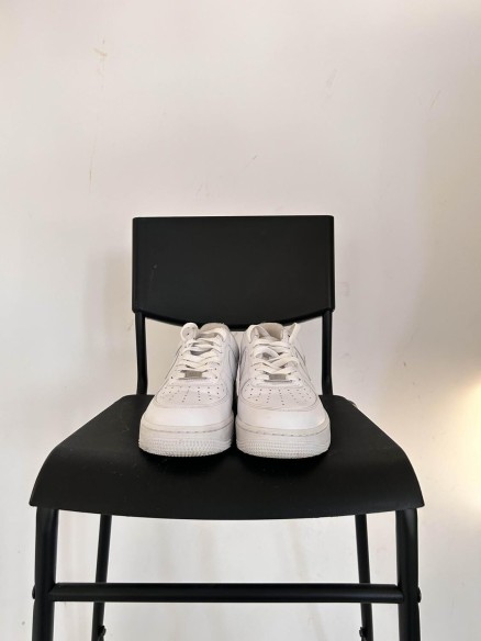 NIKE x SUPRÊME - Air Force 1