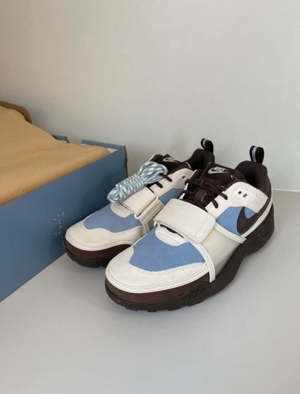 Nike Field Jaxx Travis Scott