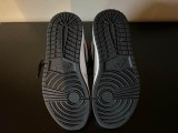 Air Jordan 1 Retro High Light Smoke Grey
