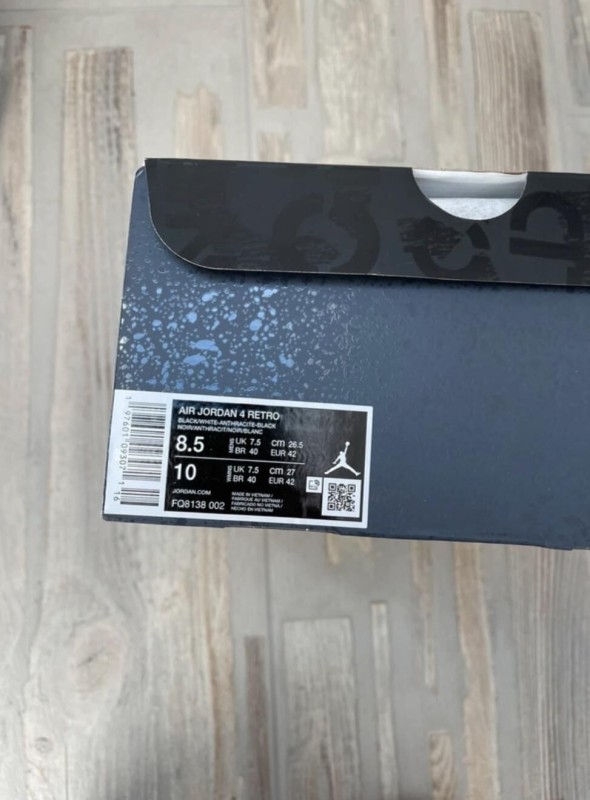 Jordan 4 Fear 2