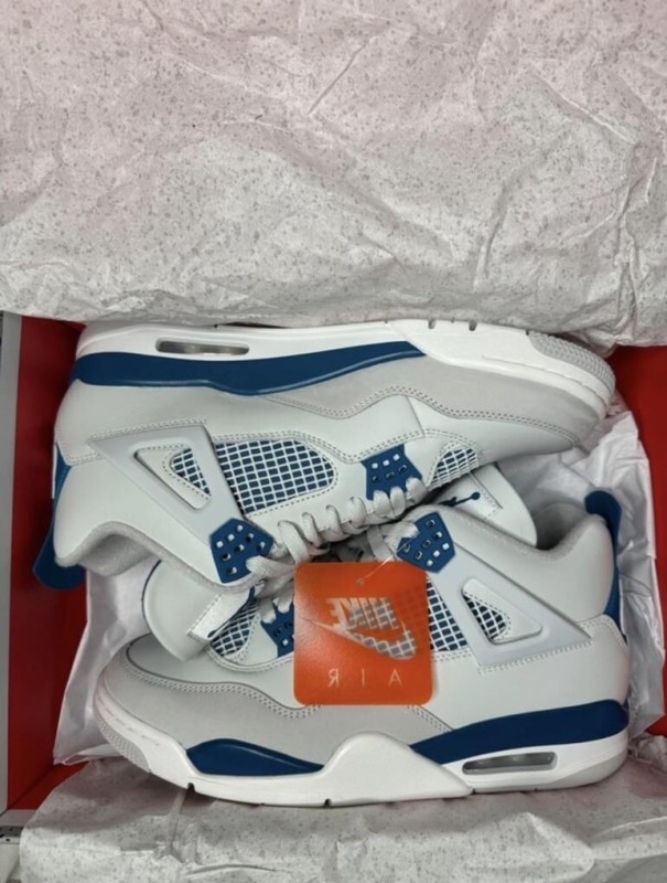 Air Jordan 4 Military Blue (Industrial Blue) 2