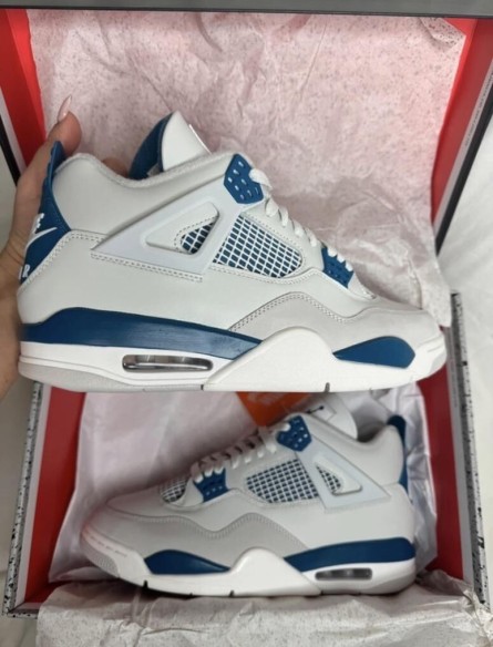 Air Jordan 4 Military Blue (Industrial Blue)