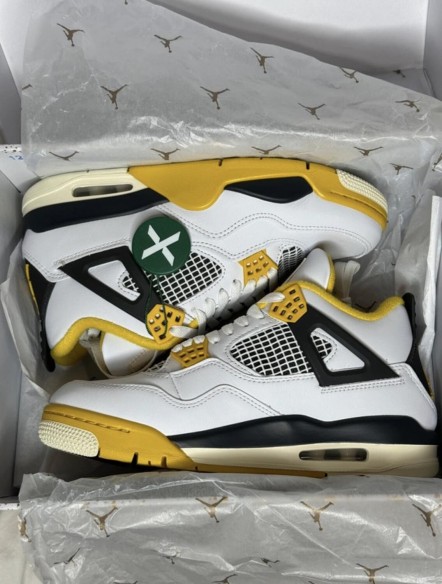 Air Jordan 4 Wmns Vivid Sulfur