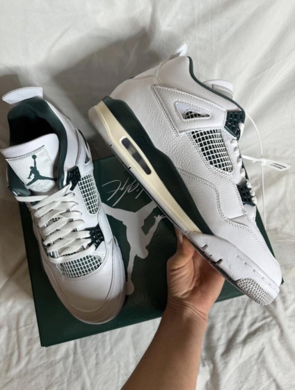 Jordan 4 Vert Chromé (Oxidized Green) 2