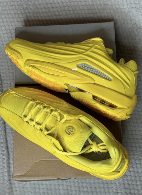 Nike Hot Step 2 Drake NOCTA Opti Jaune