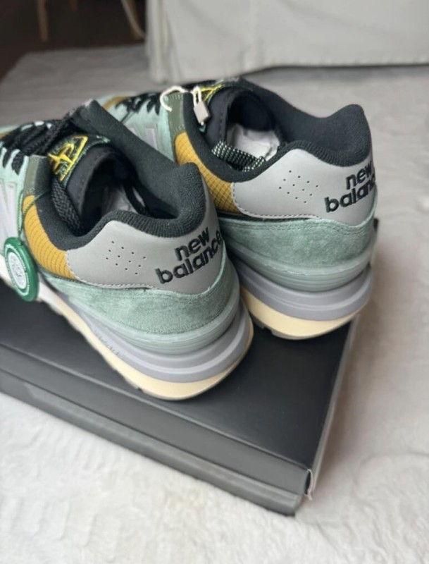New Balance x Stone Island 574 Legacy Vert claire Marron 2