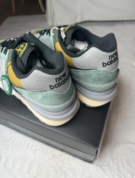 New Balance x Stone Island 574 Legacy Vert claire Marron