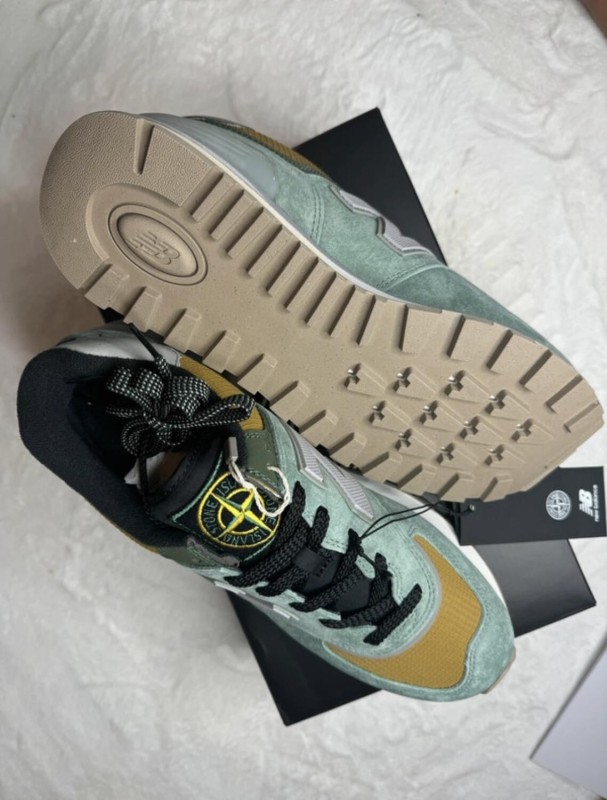 New Balance x Stone Island 574 Legacy Vert claire Marron 2
