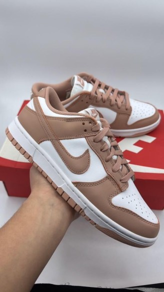 Nike Dunk Low Rose Whisper