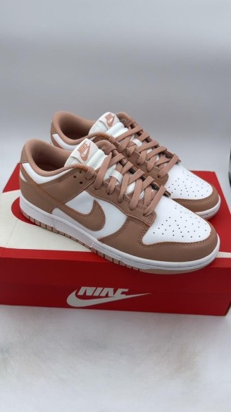 Nike Dunk Low Rose Whisper
