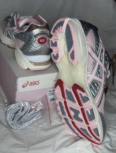 ASICS Gel-Nimbus 10.1 Vandy The Pink x atmos Strawberry Fraise Kayano 14