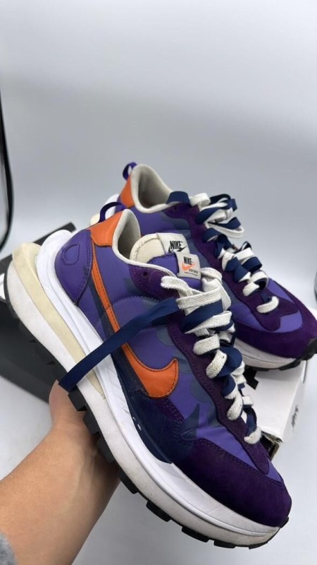 Nike Vaporwaffle Sacai Dark Iris