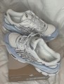 ASICS Gel NYC crème, gris et bleu