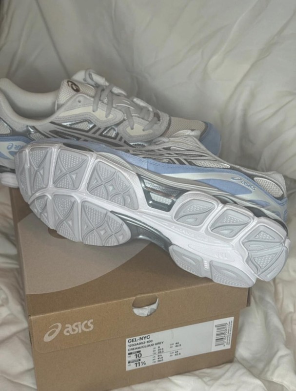 ASICS Gel NYC crème, gris et bleu 2