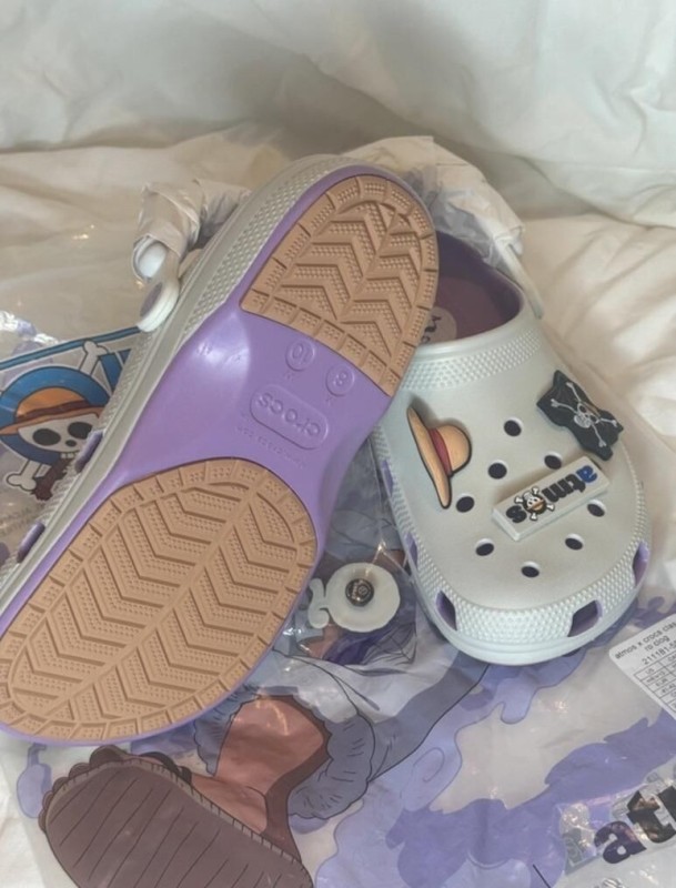 Crocs Classic Clog One Piece x atmos Luffy Gear 5 2