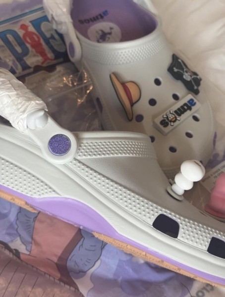 Crocs Classic Clog One Piece x atmos Luffy Gear 5