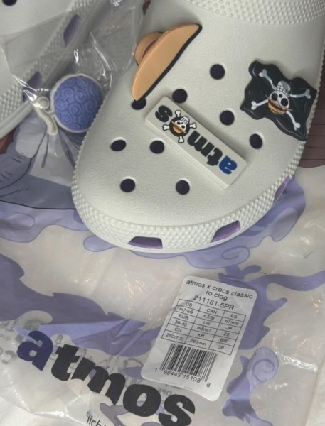 Crocs Classic Clog One Piece x atmos Luffy Gear One Piece