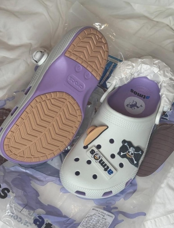 Crocs Classic Clog One Piece x atmos Luffy Gear One Piece 2