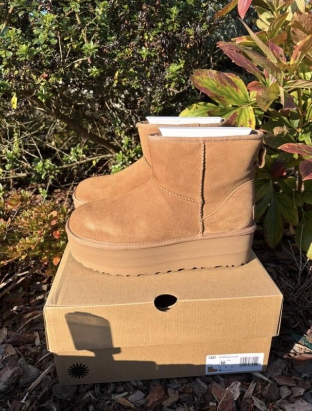 UGG Ultra mini plateforme taille 41