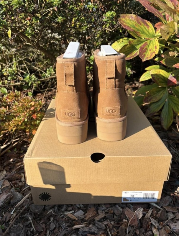 UGG Ultra mini plateforme taille 41 2