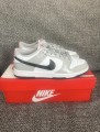 Nike dunk low