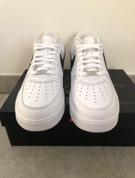 Nike Air Force 1 Supreme