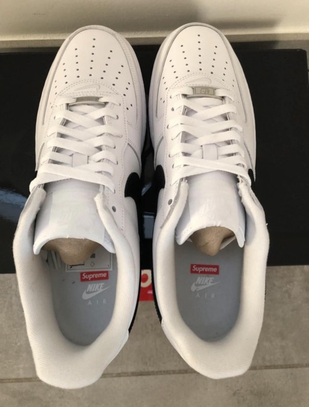 Nike Air Force 1 Supreme 2