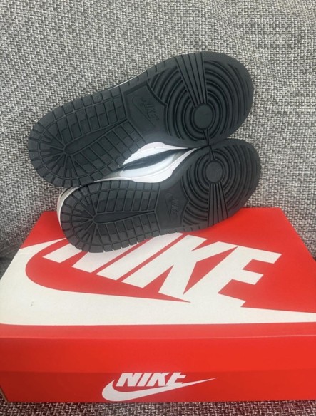 Nike dunk low